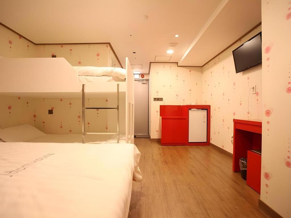 เมียงดง มอม เฮาส์ Hotel โซล ภายนอก รูปภาพ
